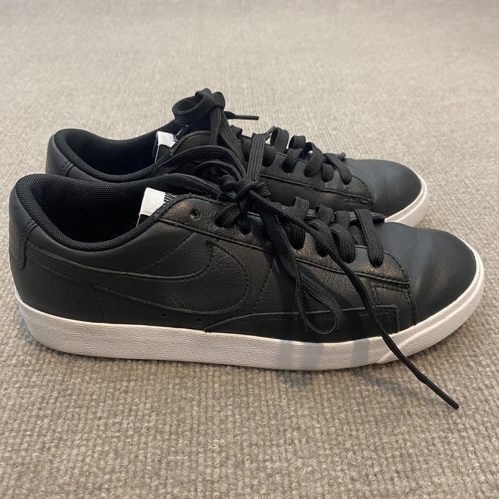 Nike Shoes Womens Size 7.5 Black Leather Low Top Casual Sneakers AA3961-001